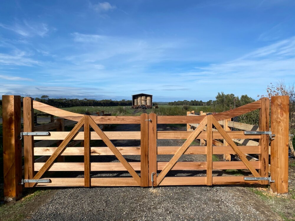 timber gates